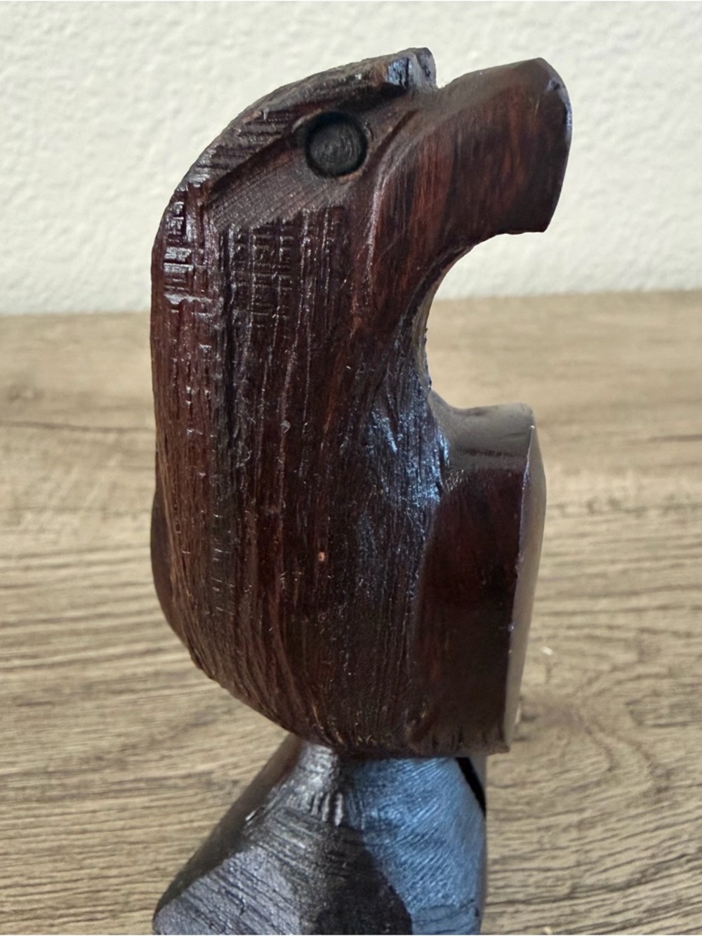 Vintage Hand Carved Bald Eagle Ironwood Figurine Sculpture Dark Brown Wood Boho - Picture 3 of 6